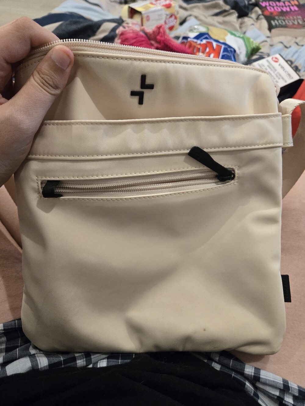 Tracker Crossbody
